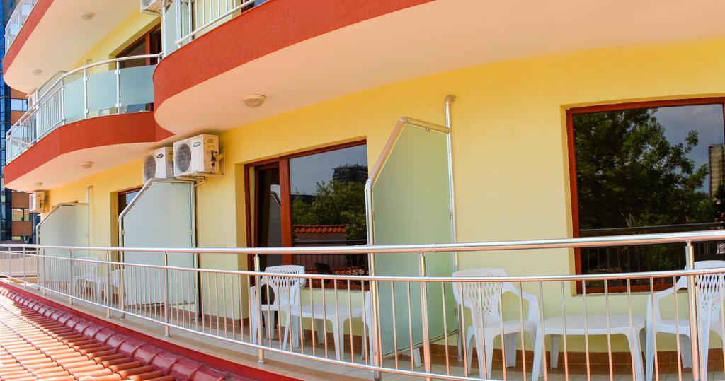 Hostel Malibu Sunny Beach Dış mekan fotoğraf
